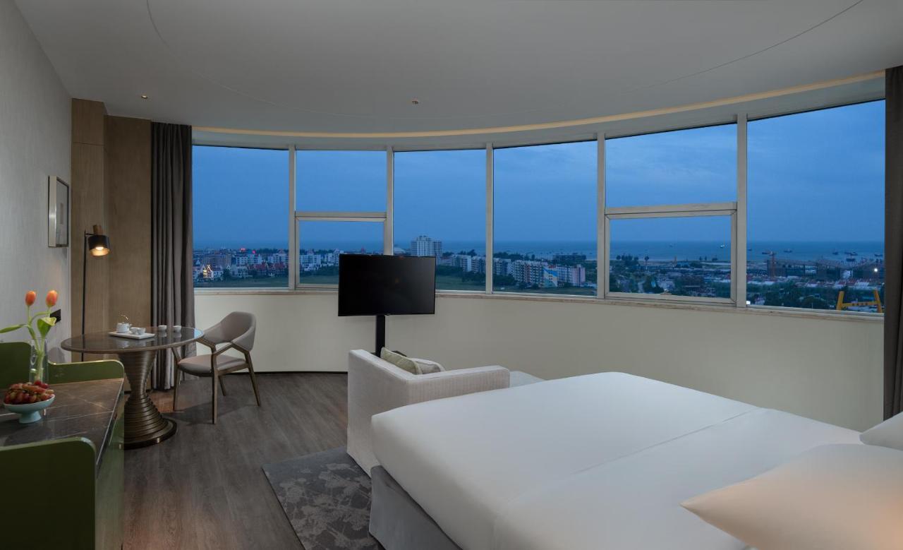Executive Deluxe king size bed room with  special sea view