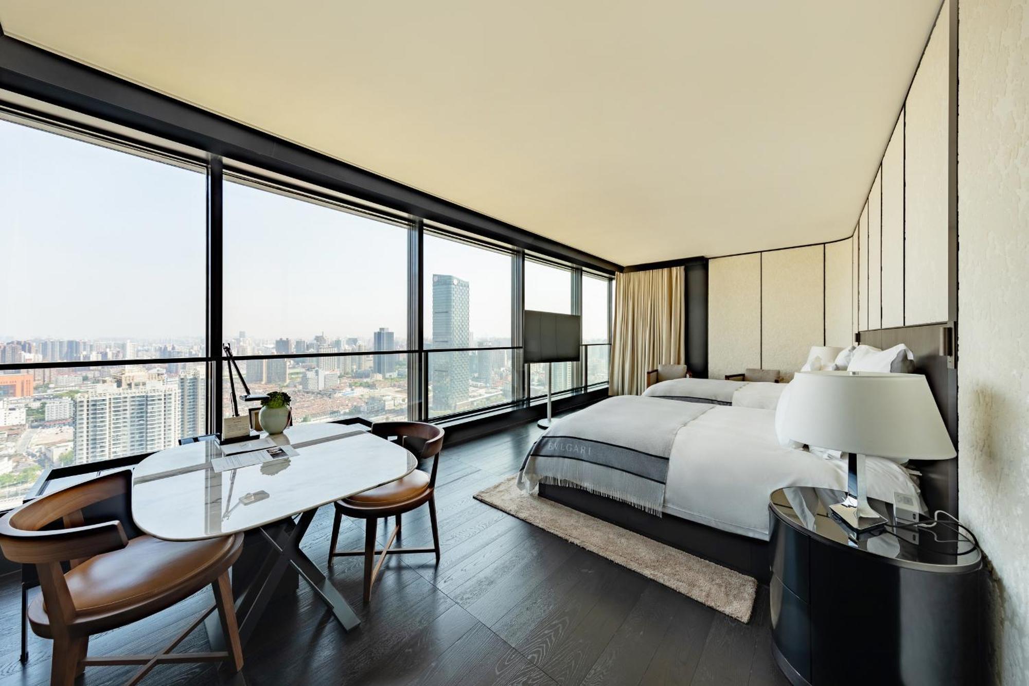 Premium Zweibettzimmer mit Stadtblick