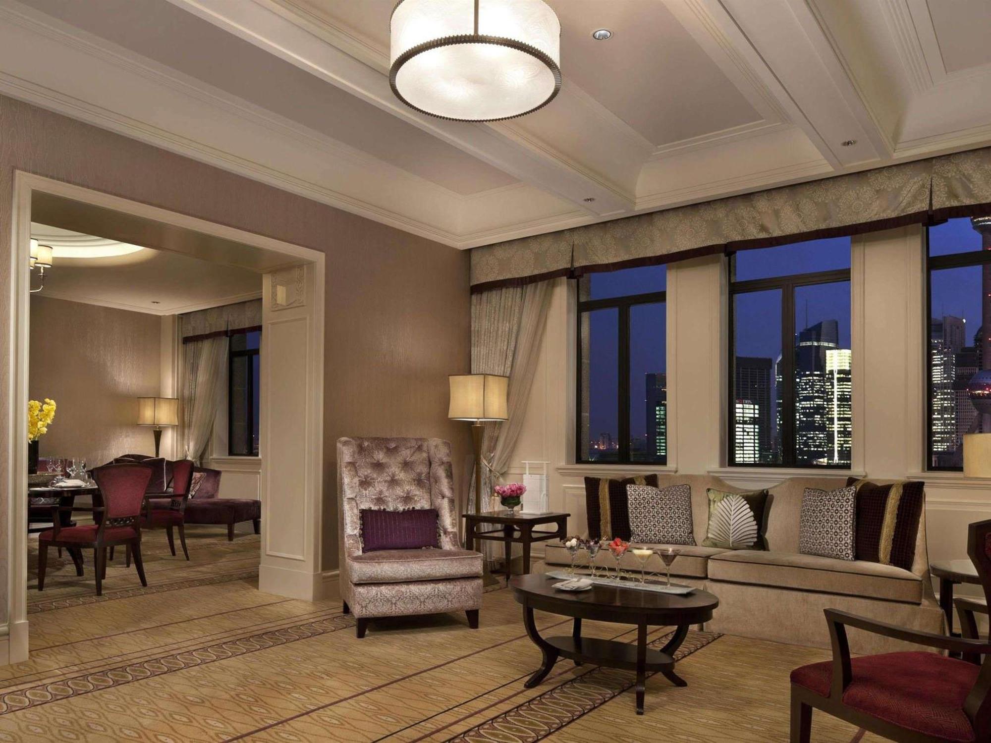 Signature Riverview Suite -‌First Round Minibar+Afternoon Tea+Dinner