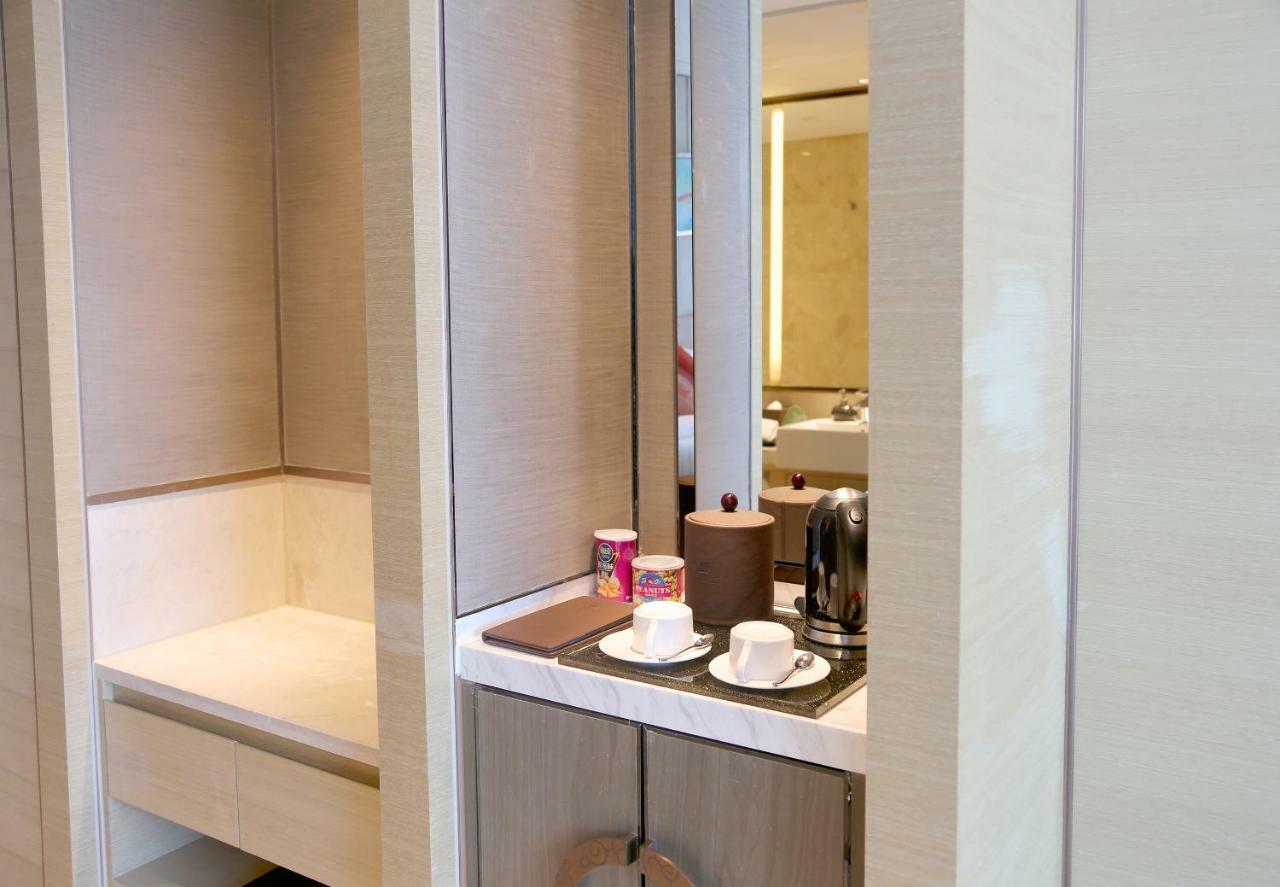 City View Business Superior Queen Room