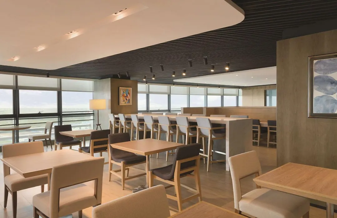 Hyatt Place Shenzhen Airport-1