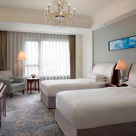 Courtyard By Marriott Shanghai Fengxian-2