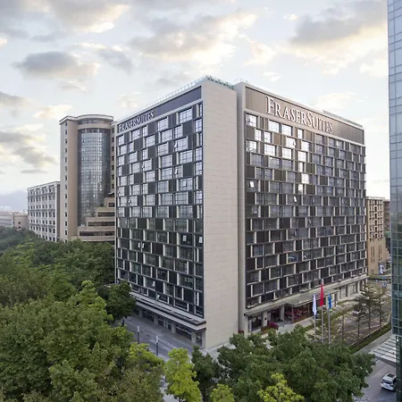 Fraser Suites Shenzhen: Infinity Pool & Business Zone Convenience-2