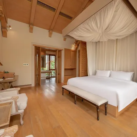 Evergreen Forest Retreat Zhangjiajie, Local Cultural Experience, Beside Zhangjiajie National Forest Park Middle Gate, Luxury Nature Escape , English Speaking Butler, Free 24H Pickup ,Travel Itinerary-2