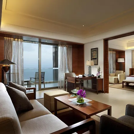 Pullman Oceanview Sanya Bay Resort & Spa-2