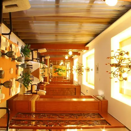 Jin Jiang Metropole Hotel-3
