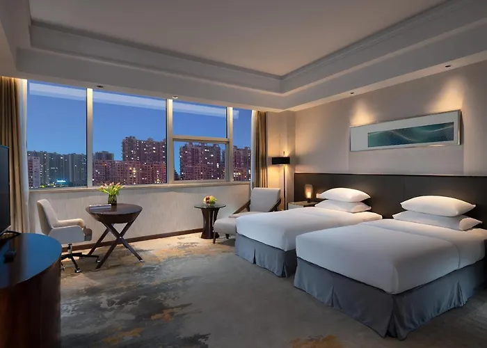 Golden Shining New Century Grand Hotel Beihai