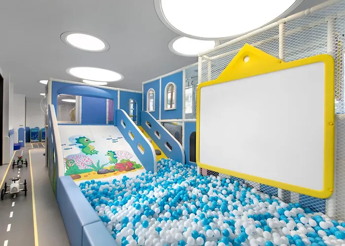 Yuehua Hotel Xiamen Seaside Hotel, China